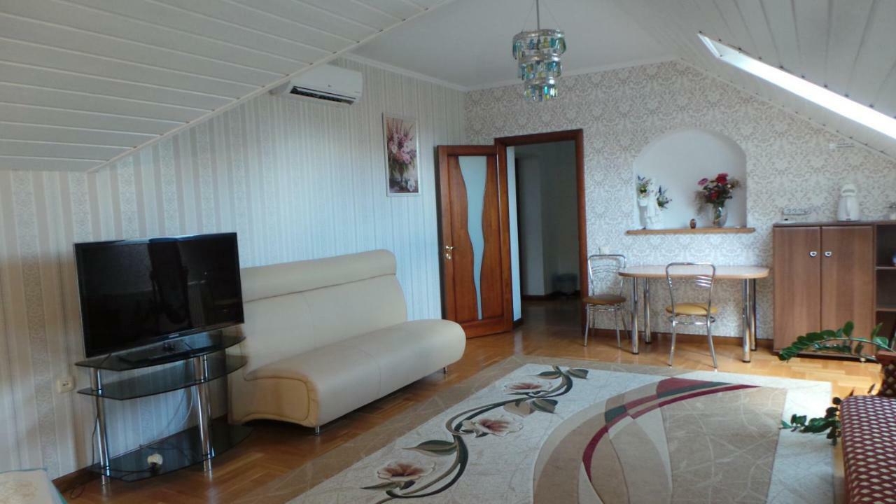 ברסט U Viktora Guest House מראה חיצוני תמונה